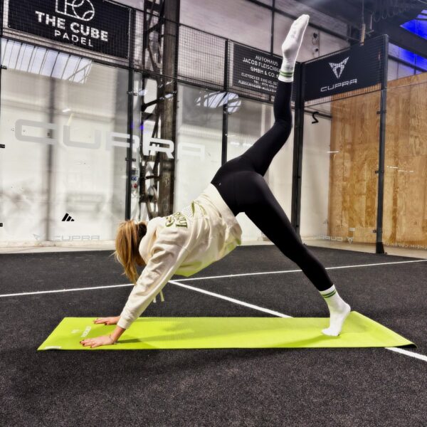 Mindful Matches – Padel × Yoga
