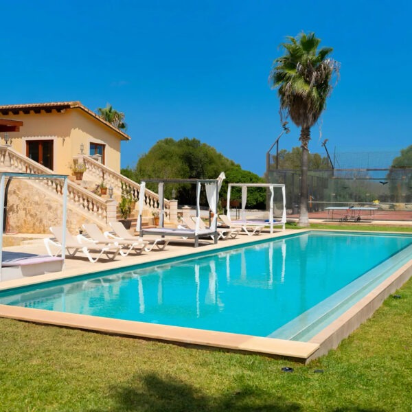 Pool, padel mallorca